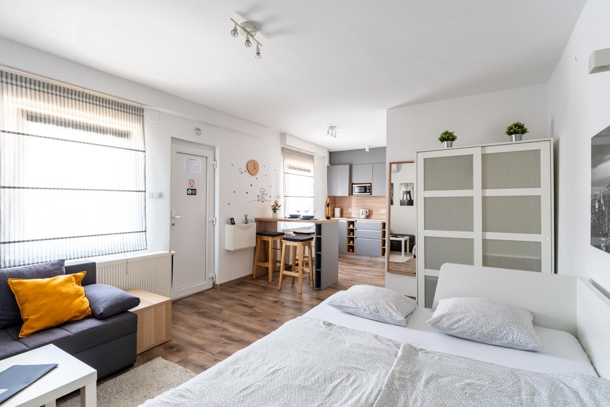 Studio Apartman The Little Prince ビェロヴァル エクステリア 写真