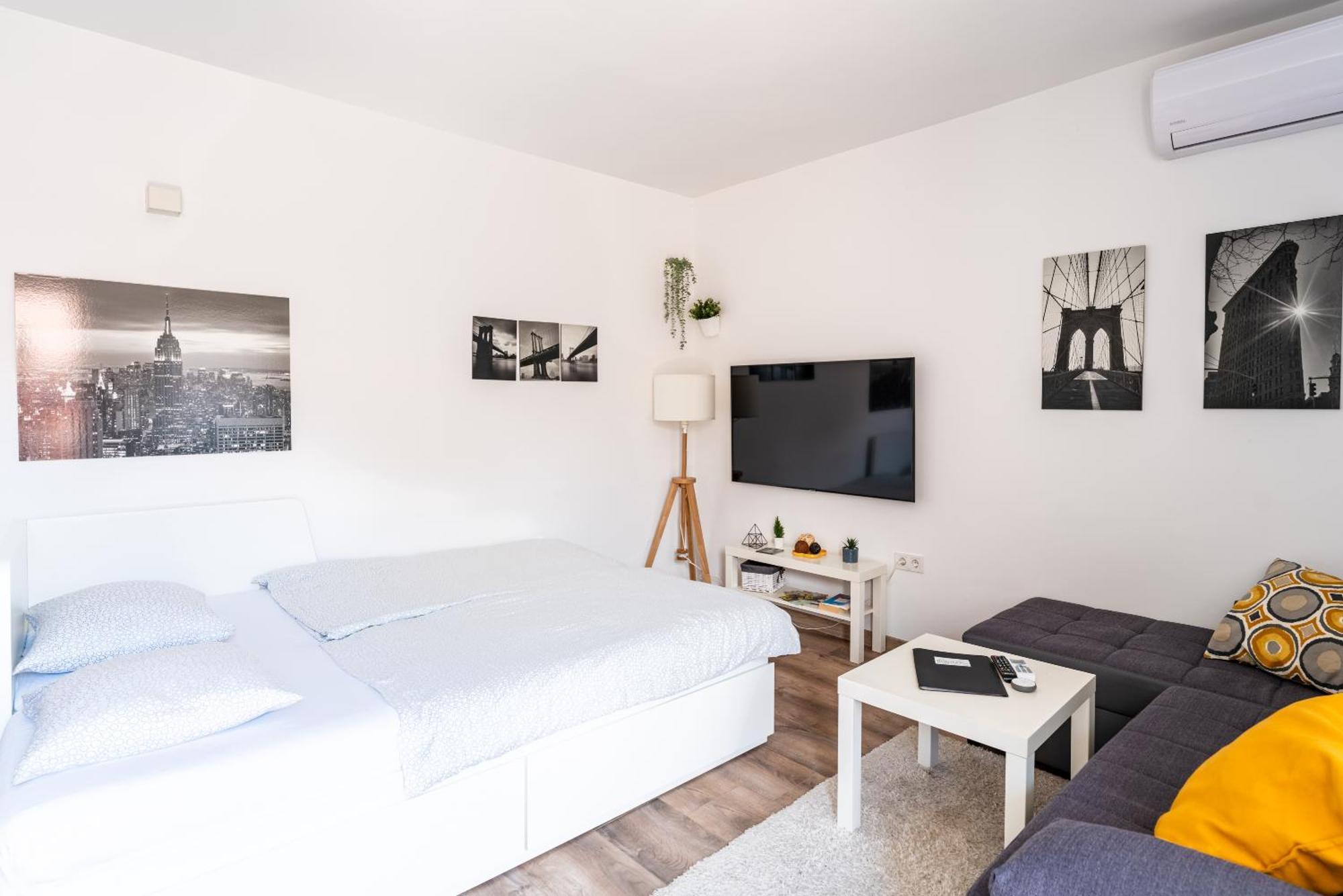 Studio Apartman The Little Prince ビェロヴァル エクステリア 写真